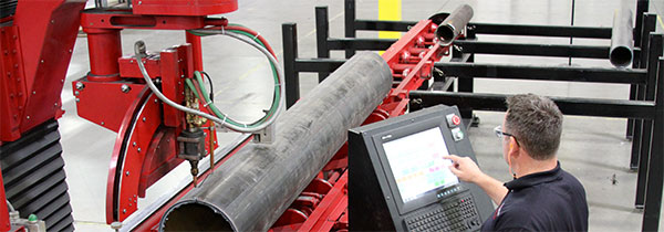 Roller bed pipe cutting